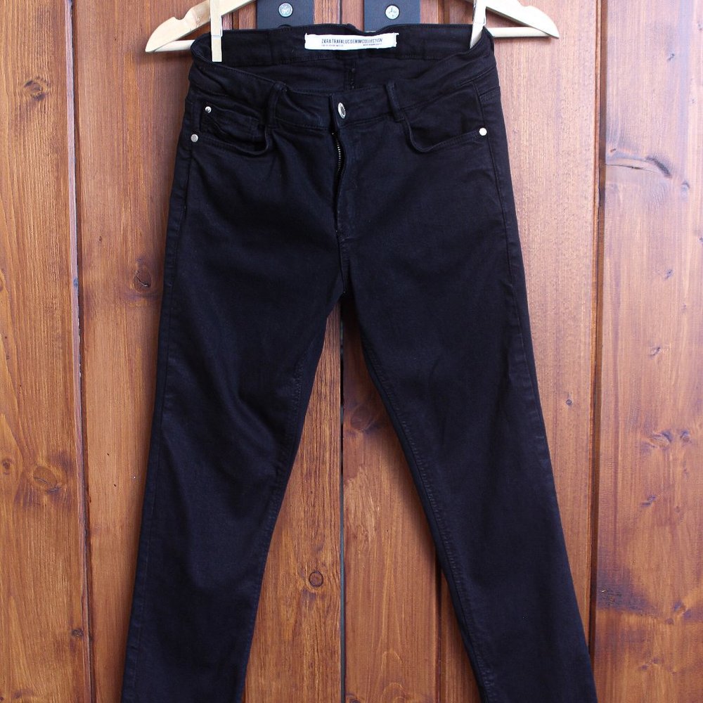 Zara women’s black “trafaluc denim collection” je
